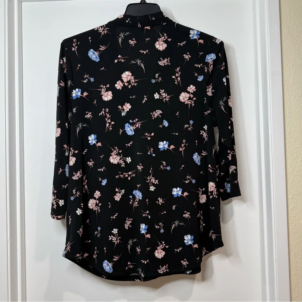 Charter Club Black and  Floral Women's Blouse - Picture 2 of 12